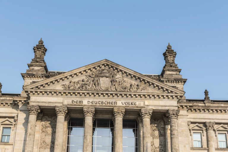 SOLIDARITÄTSERKLÄRUNG MIT BUNDESPOLITIKER*INNEN